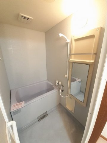 バス・シャワールーム　きれいなお風呂です