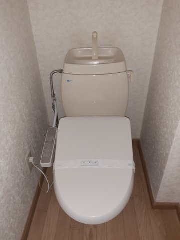 トイレ　清潔感のあるトイレです