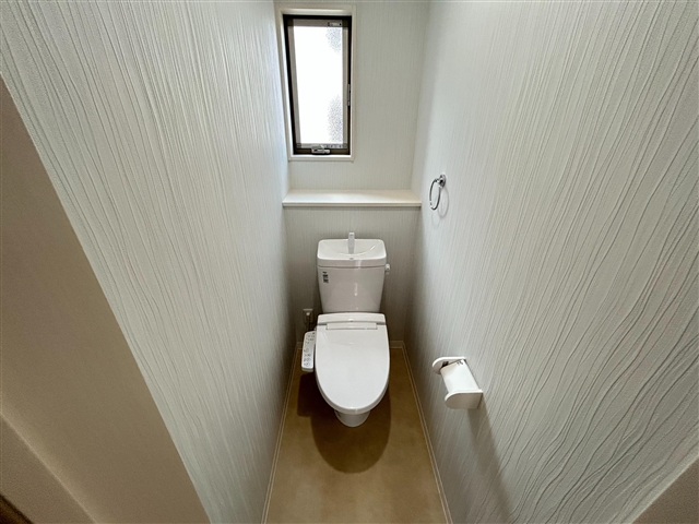 トイレ　同じ建築会社のイメージ写真になります