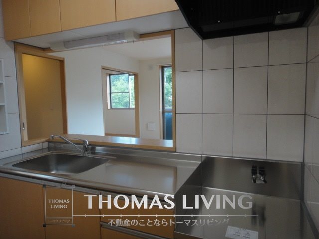 キッチン　コンロ設置可。お好きなコンロを設置下さい。