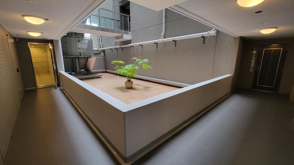 郵便局　渋谷広尾四郵便局（郵便局）まで610m