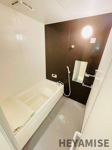 バス・シャワールーム　※同物件反転タイプの写真でございます※現況を優先します※