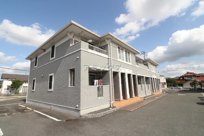 建物外観　カメリアホワイトＣ　建物外観
