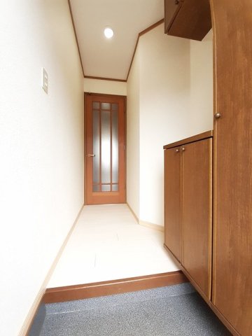 玄関　明るい玄関です