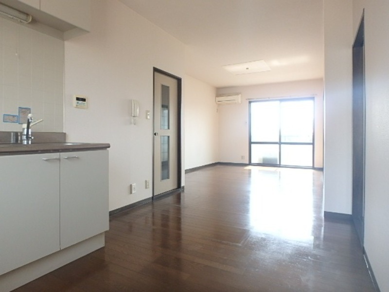 居室・リビング　図面と現状に相違がある場合には現状を優先