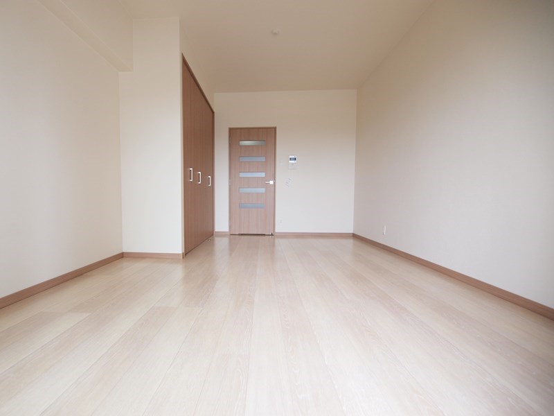 居室・リビング　広々としたリビング。