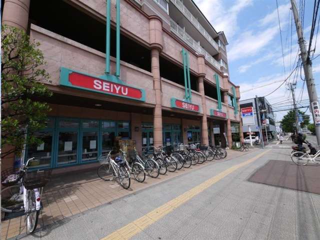 スーパー　西友上杉店（スーパー）まで426m