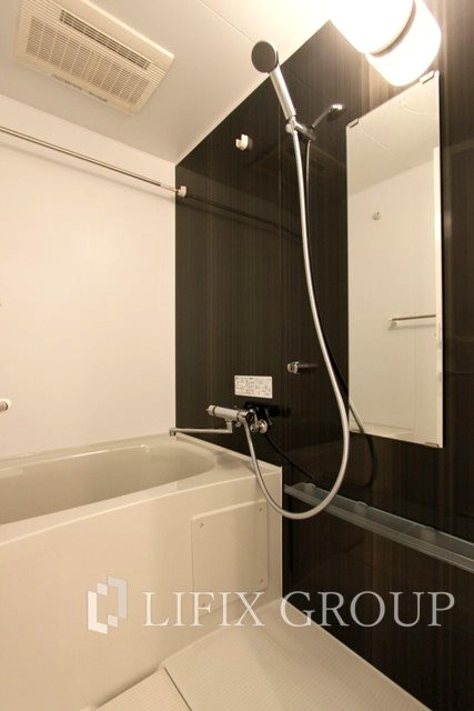 バス・シャワールーム　風呂