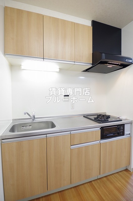 キッチン　収納が多いシステムキッチンです！