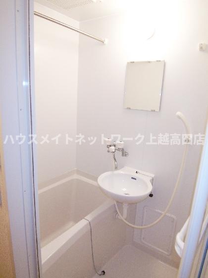 バス・シャワールーム　浴室