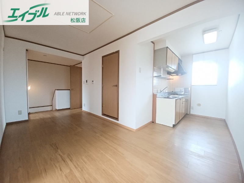 居室・リビング　同型別部屋参考写真です