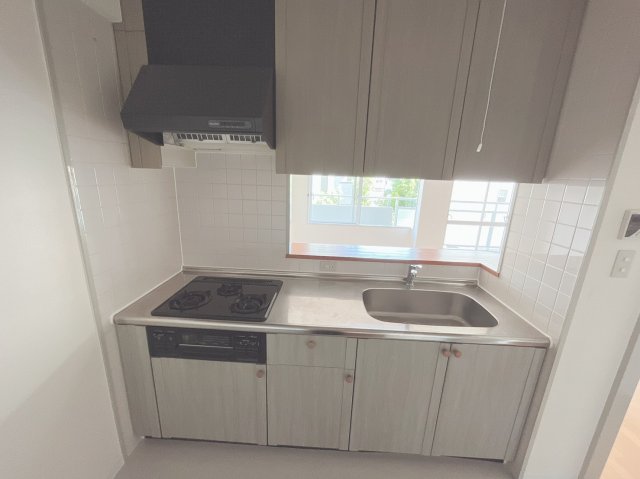 キッチン　同物件、別号室の参考写真です。