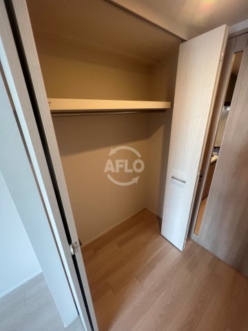 収納　レジュールアッシュNAMBA　クローゼット