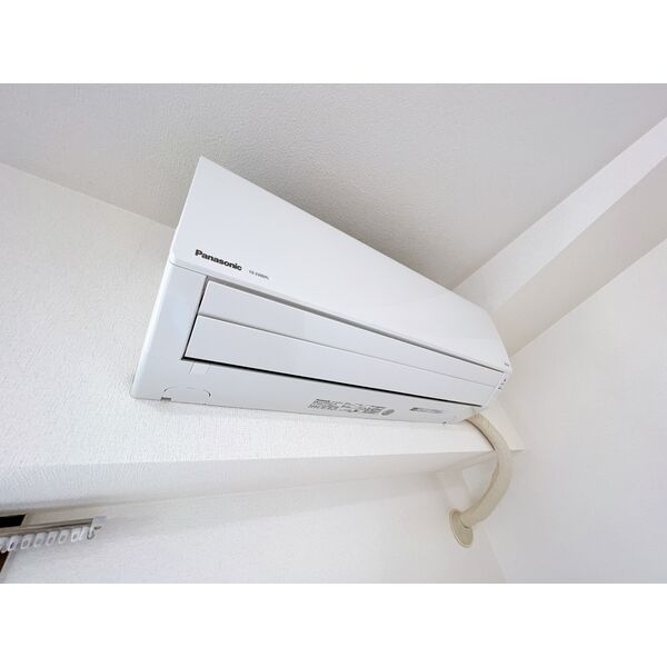 その他設備　別部屋反転間取の写真となります。