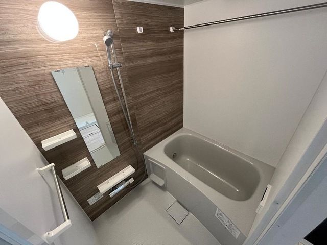 バス・シャワールーム　色合いは異なる場合があります(イメージ)色合いは異なる場合が