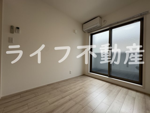 居室・リビング　居間です