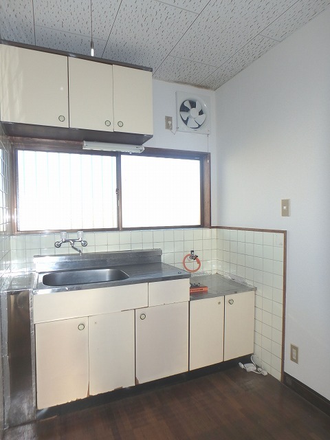 キッチン　窓があって明るいキッチン☆