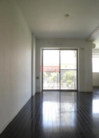 居室・リビング　別部屋の写真となります