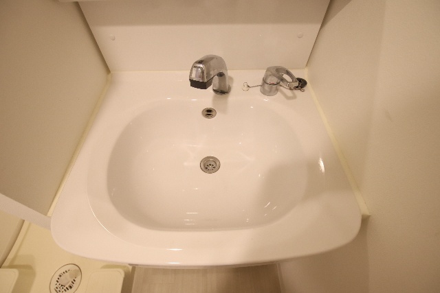 洗面設備　※別室の参考写真の為、現況優先です。