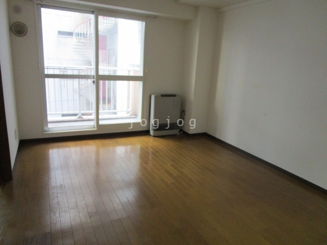 居室・リビング　同号室タイプ写真