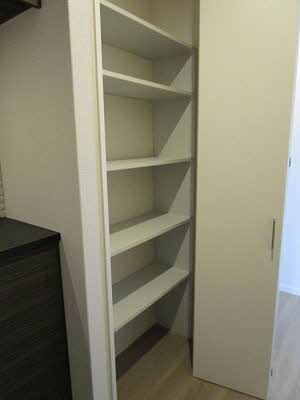 収納　玄関横収納