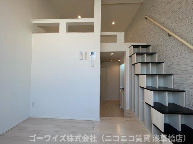 居室・リビング　別号室イメージの為、現状を優先致します。