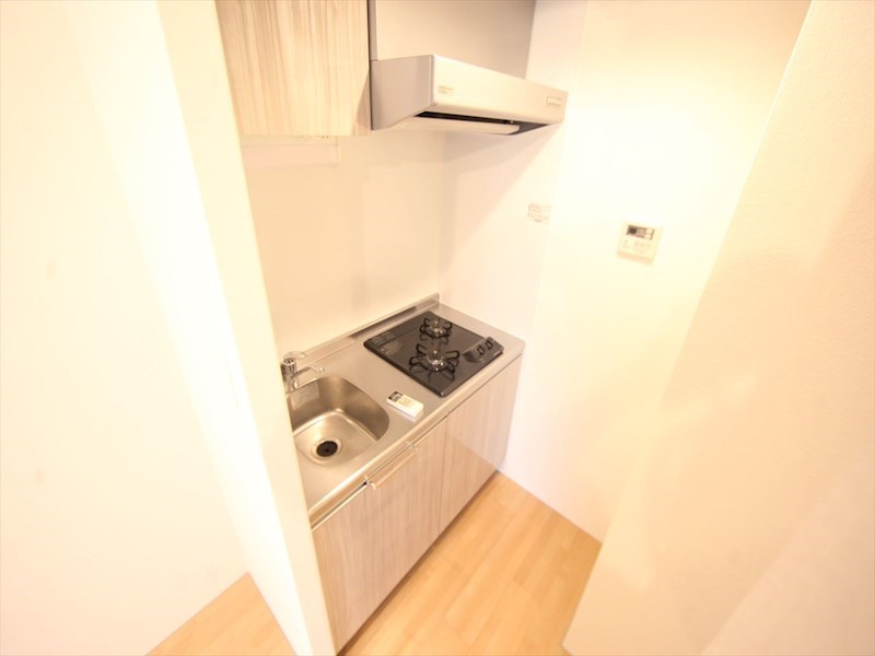 キッチン　システムキッチン（ガス2口コンロ付）