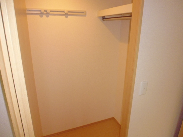 収納　クローゼット