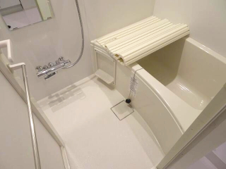 バス・シャワールーム　お風呂で日々の疲れを落としましょう