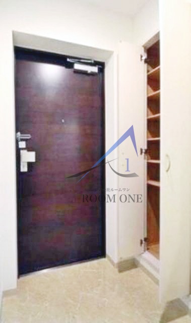 玄関　玄関です。