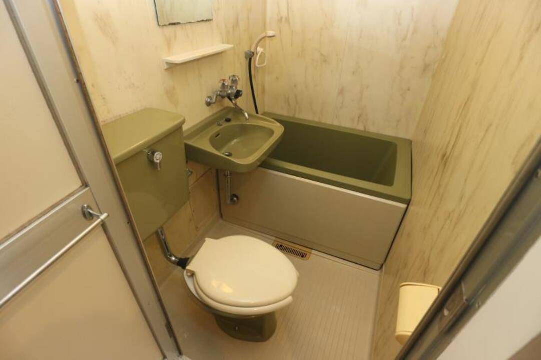 バス・シャワールーム　浴室