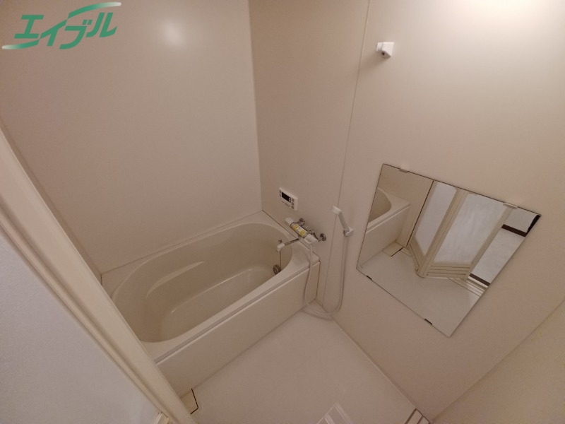 バス・シャワールーム　同型参考写真