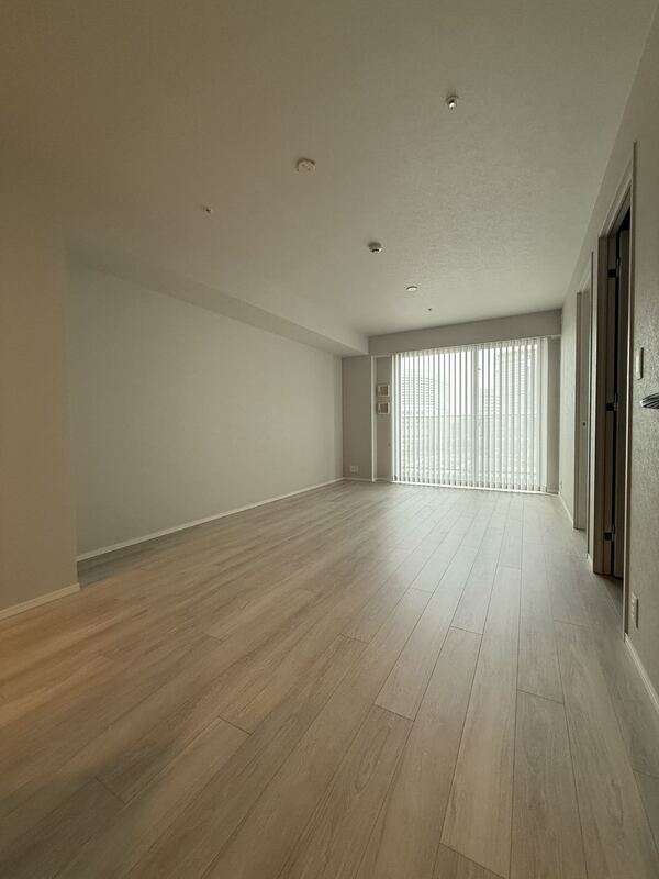 居室・リビング　使いやすい形の為、レイアウトを楽しめます♪