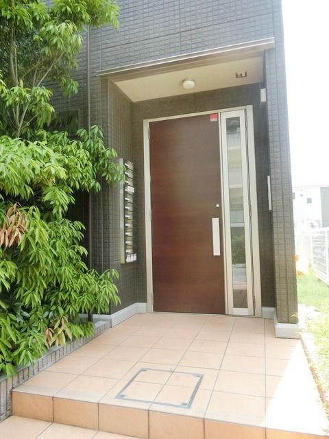 エントランス　お部屋へはこちらから