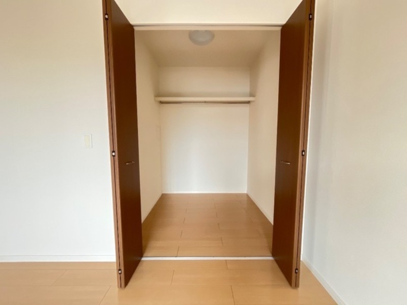 収納　図面と現状に相違がある場合には現状を優先