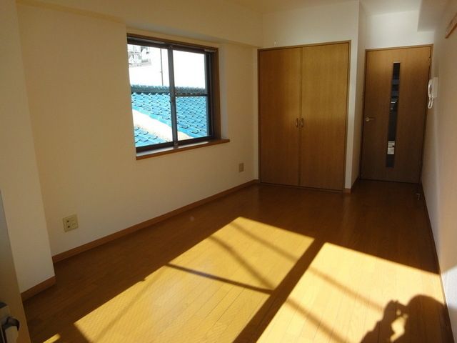 居室・リビング　日当たり良好　角部屋2面採光