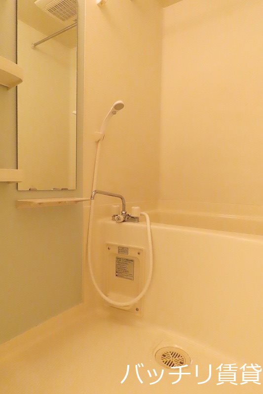 バス・シャワールーム　画像は別号室イメージの為、現況を優先いたします。