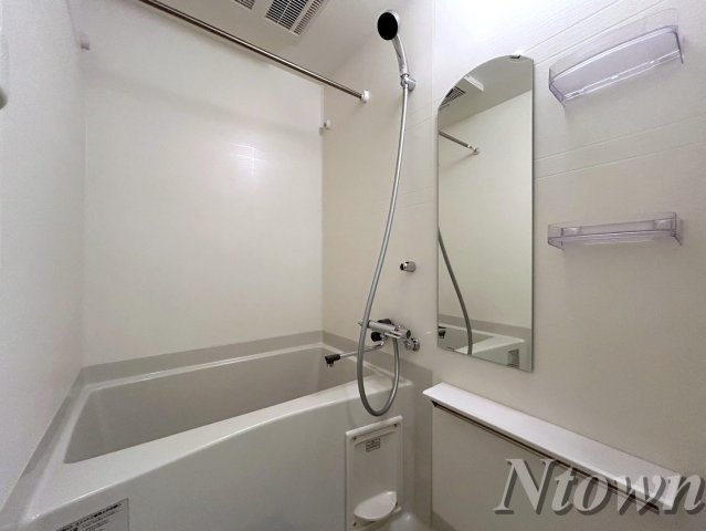 バス・シャワールーム　ゆったり過ごせるお風呂です