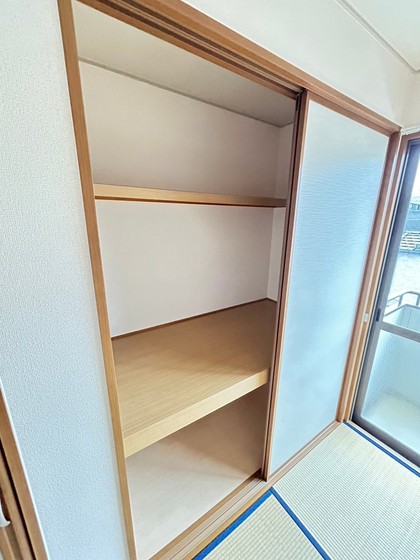 収納　※別部屋の写真です