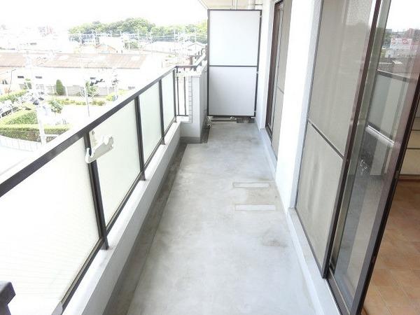 バルコニー　南向きバルコニー！