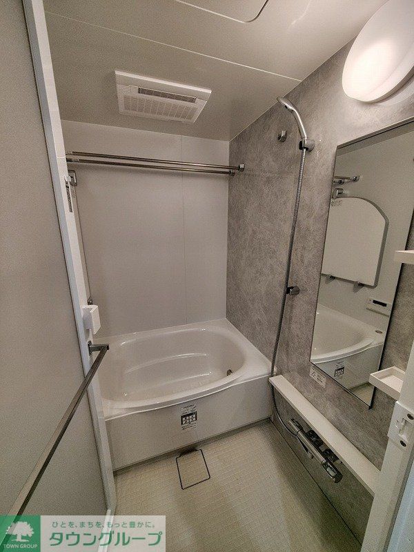 バス・シャワールーム　バス