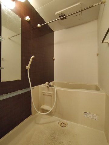 バス・シャワールーム　バストイレ別でおすすめです☆