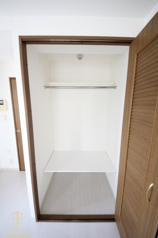 収納　オーキッドスクエア北堀江