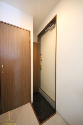 玄関　オーキッドスクエア北堀江