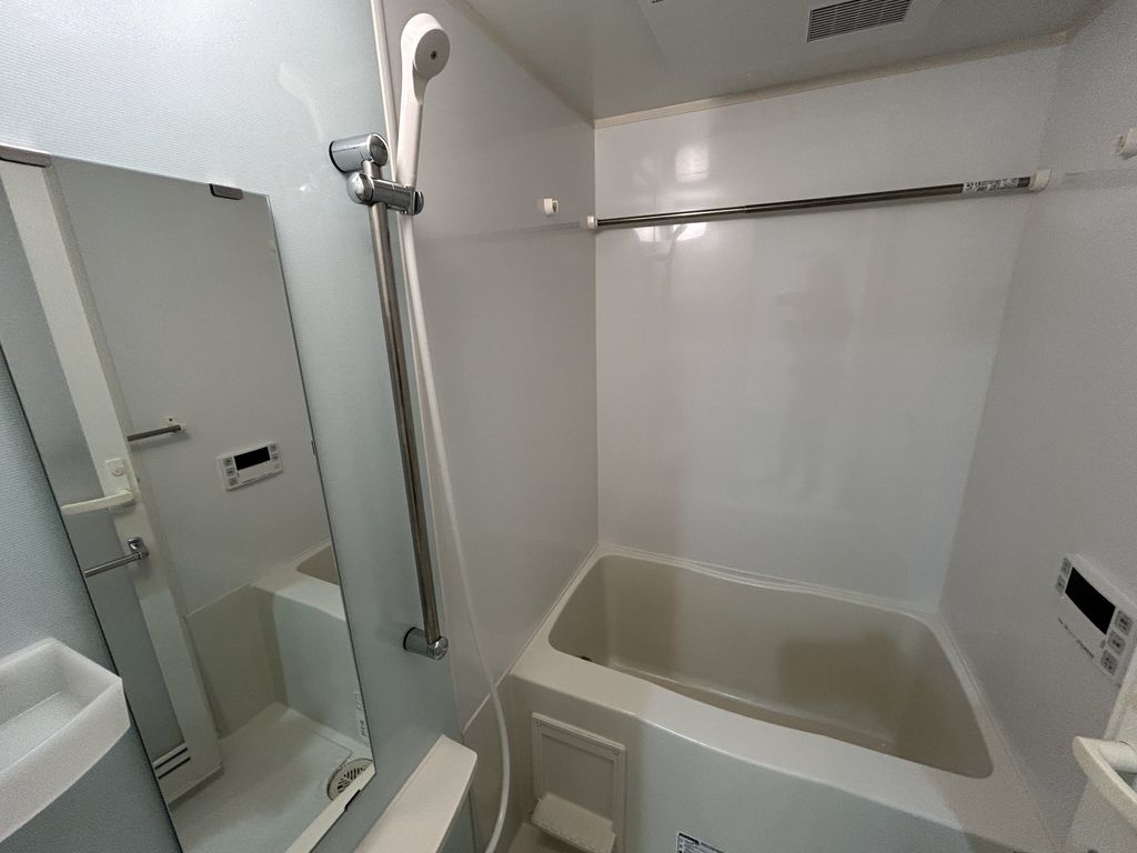 バス・シャワールーム　バス※現況優先となります
