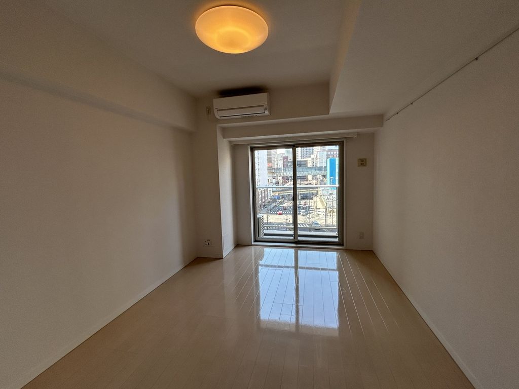 居室・リビング　洋室※現況優先となります