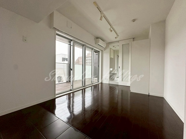 居室・リビング　デザイナーズマンション♪