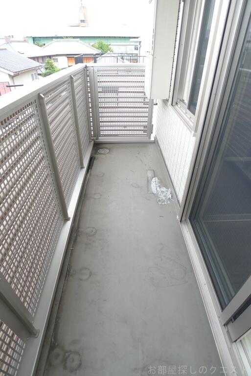 バルコニー　（写真は同タイプ）