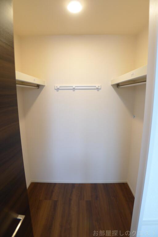 収納　（写真は同タイプ）