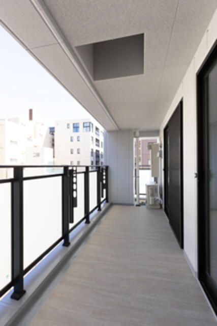 バルコニー　バルコニー